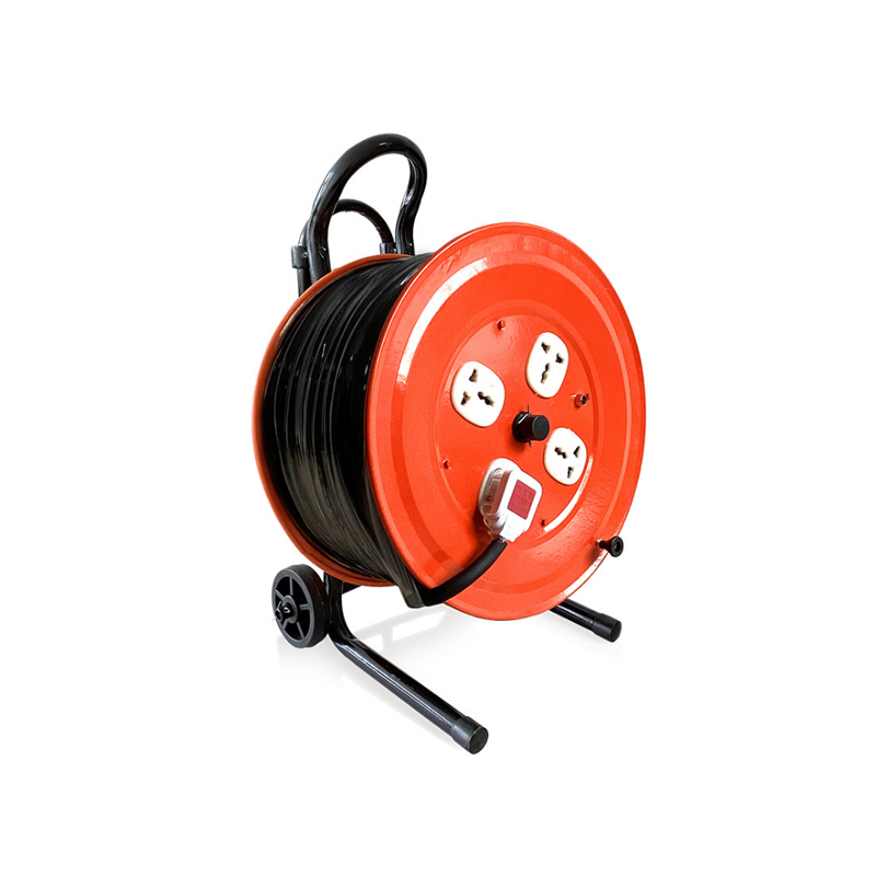 Mobile reel cable take-up can be wound with socket leakage