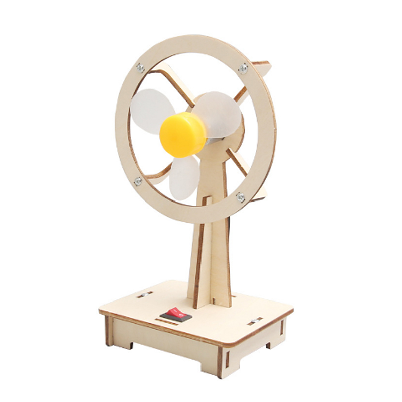 Handmade electric fan,Children creative DIY wooden small fan elementary school science and technology small production puzzle hand-assembled toy material package