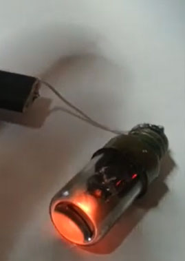 Piezoelectric transformer